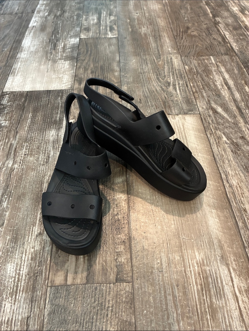 CROCS Women’s Black Slingback Platform Sandals